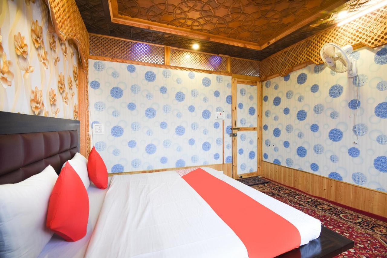 Oyo 66637 Merlin Group Of Houseboats Hotel Srīnagar Kültér fotó